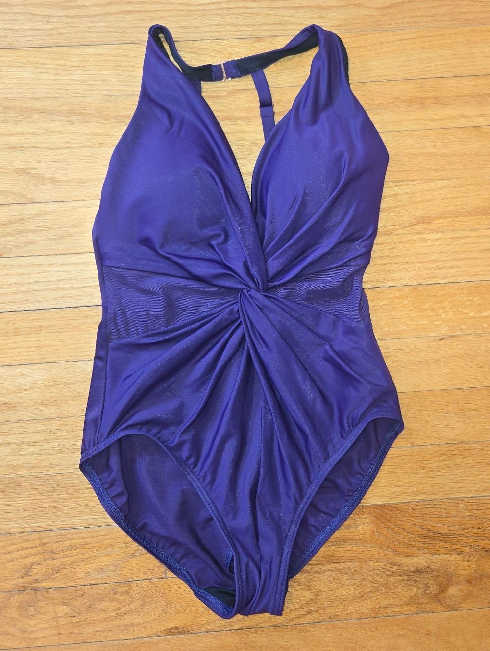 Miraclesuit Swimsuit Wrapture Purple Slimming size 8 Adjustable straps